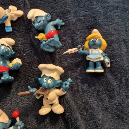 Peyo Smurfs figures used, full set