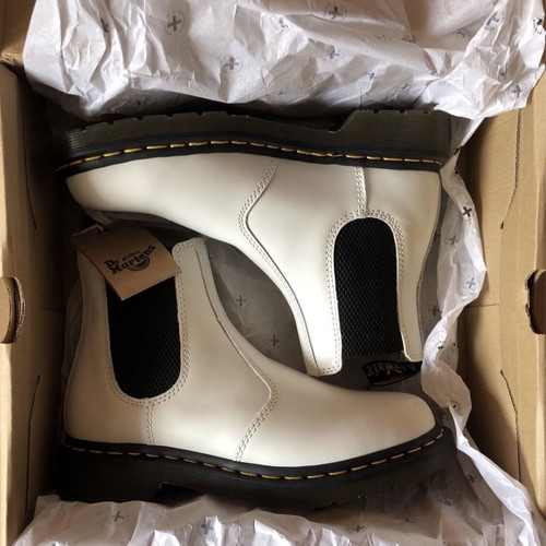 Dr. Martens 2976 Yellow Stitch Chelsea boots new, size 37, white leather