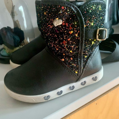 Pampili Brazilian boots with light like new size 24