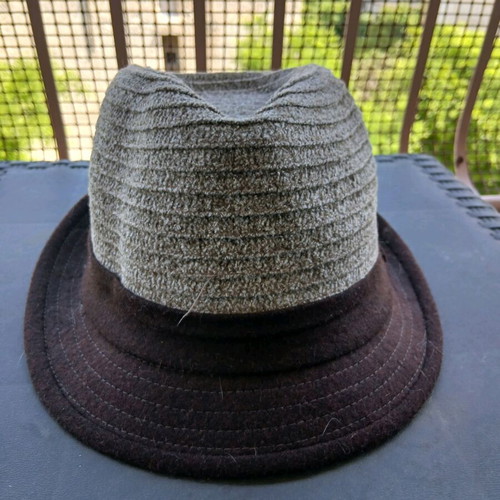 Hat used, size 57, 100% cotton, beige brown