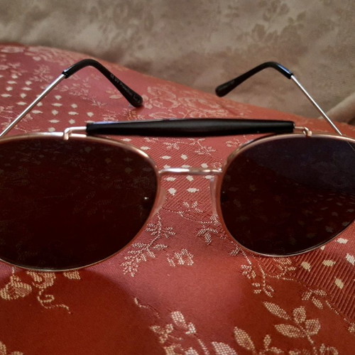 Unisex sunglasses new with unique design
