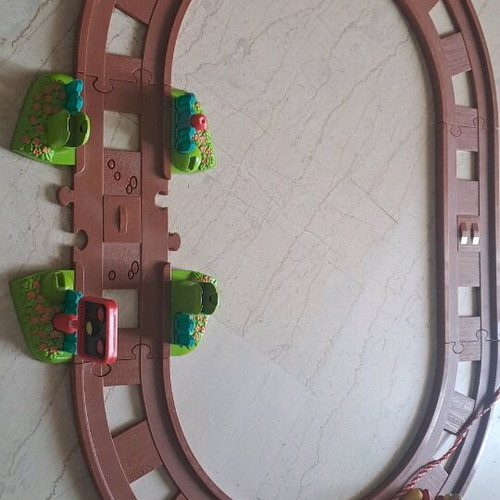 Vehicle track used in excellent condition, set