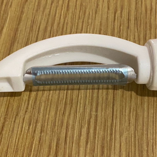 Vegetable peeler new kitchen tool