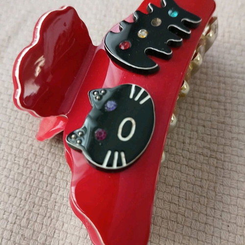 Artstar hair clip red with cat design like new