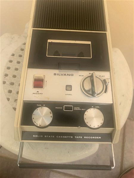  kasetofono SILVANO tou 1970