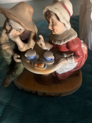 Porcelain vintage figurine decoration like new