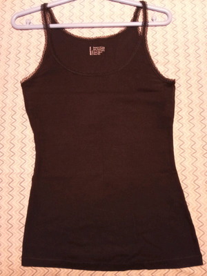 Τοπ Benetton size small μαύρο σαν καινούργιο με δαντέλα