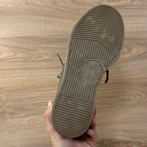 Giuseppe Zanotti croc print sneakers like new, size 44.5