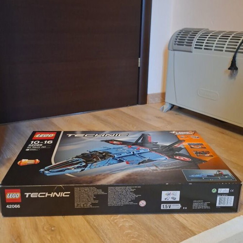 Lego Technic 42066 Air Race Jet new, retired collectible