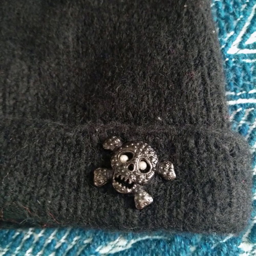 Wool triangular black hat with rock style