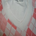 Girls' vest new, size 9 to 10 years