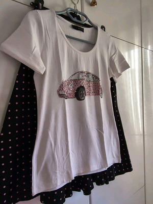 Lussile skirt and t-shirt set like new, black and pink