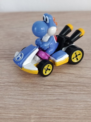 Nintendo Mario Kart Yoshi Hotwheels φιγούρα 2018 μεταχειρισμένη, σκούρο μπλε