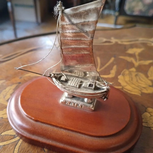 Silver decorative boat like new on wooden base 925