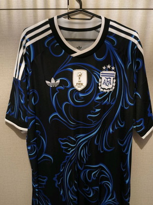 Adidas Argentina 2026 εκτός έδρας ποδοσφαιρική φανέλα σε μαύρο και μπλε, XL