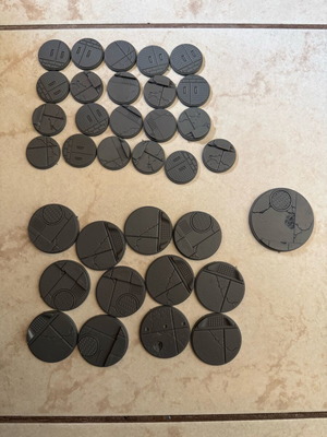 Wargaming bases new, pack of 34 pieces 21x35mm, 12x50mm, 1x60mm