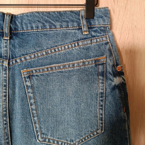 Zara mini denim skirt like new, size 28, blue