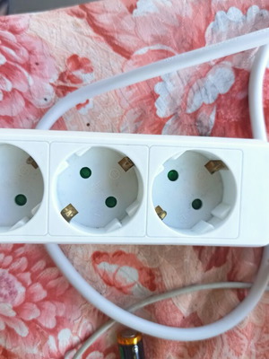 Power strip