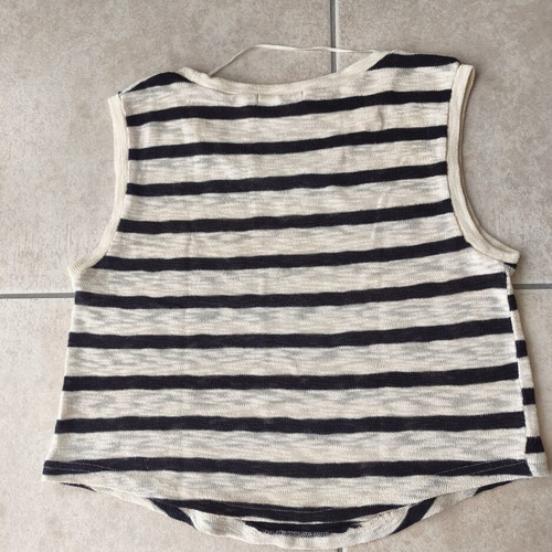 Bershka sleeveless top used, perforated fabric, size M