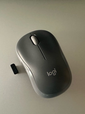 Ποντίκι Logitech M185