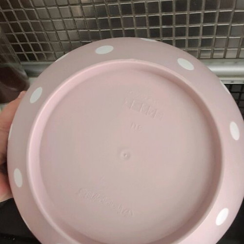 Set of 3 used kitchen salad bowls made of durable plastic