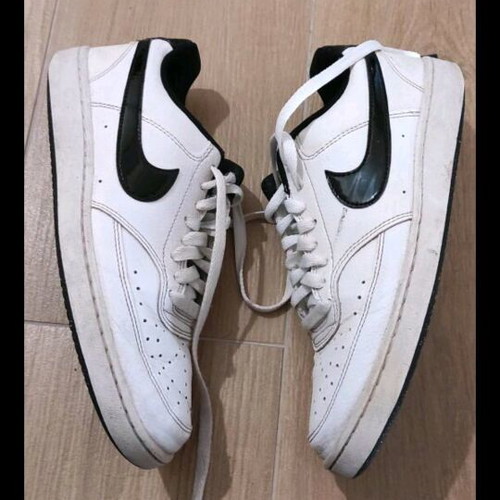 Nike Air Force athletic shoes used, size 43, black and white