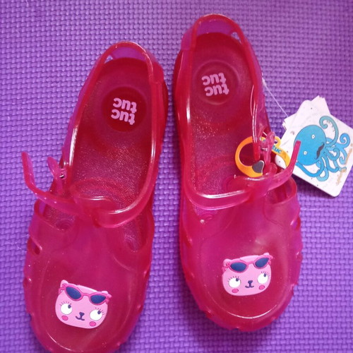 Tuc Tuc sandals size 30 new pink