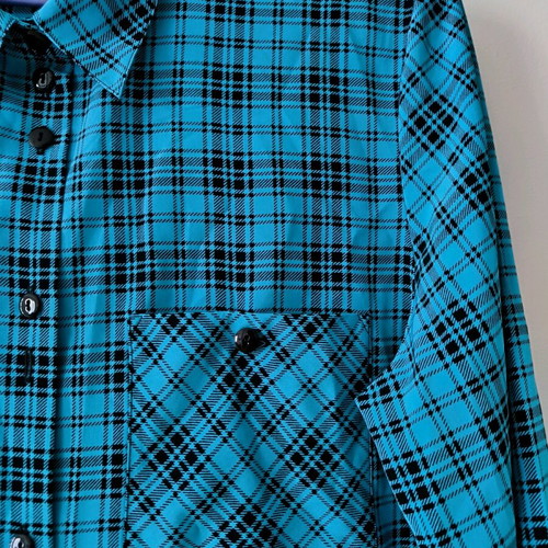 Women's checked long-sleeve shirt like new, black and blue, size M