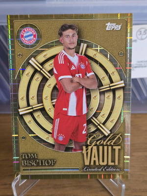 Tom Bischof Gold Vault football card
