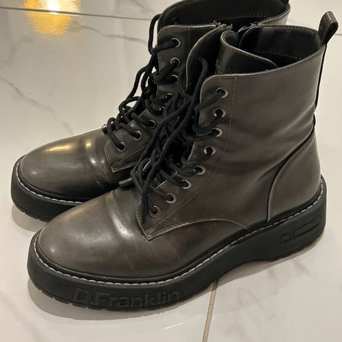 D. Franklin boots used, light gray, size 38
