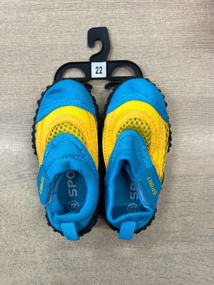 Children's water shoes new size 22