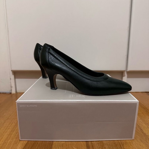 Gianna Meliani leather green pump with low heel used, size 37