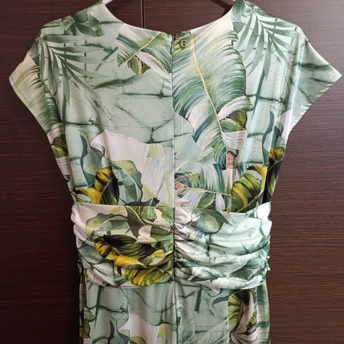 Guess one-piece jumpsuit like new, size L, multicolor green