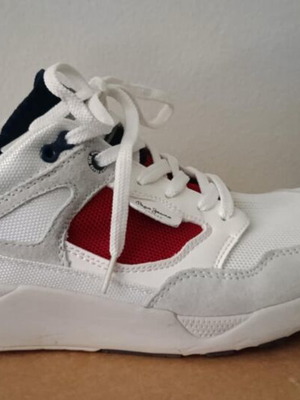 Pepe Jeans athletic shoes like new, size 43, white and red