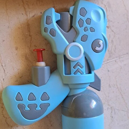 Assorted toys used, pack