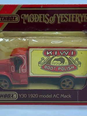 Matchbox 1986 Models of Yesteryear Y-30 1920 Model AC Mack like new