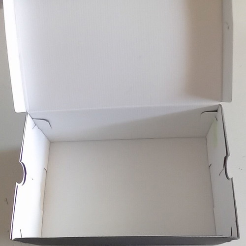 Tommy Hilfiger Shoe Box like new, dark blue