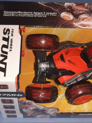 Five Wheel Stunt Car remote control vehicle new, orange-black