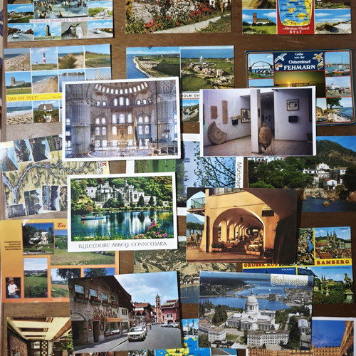Collectible A4 stamp album, 32 pages, with 20 collectible cards