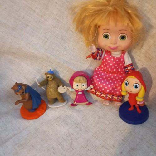 Masha and the Bear used, pack of 5 figures