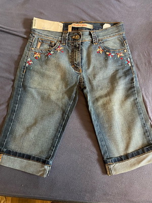 Ysatis bermuda shorts new with tag
