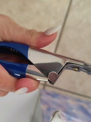 Cat nail clipper like new