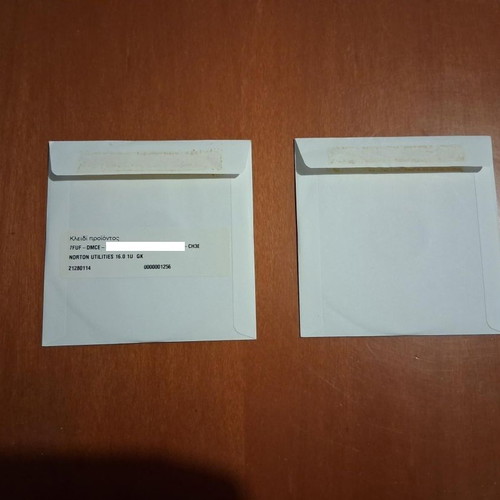 Norton Internet Security and Norton Utilities CD like new, set of 2