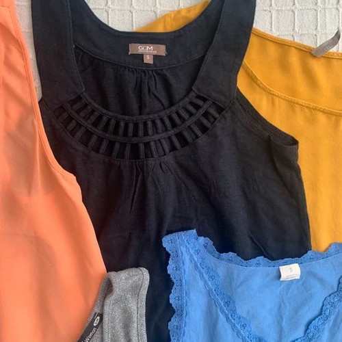 Summer tank tops pack of 5 used, multicolor, size S