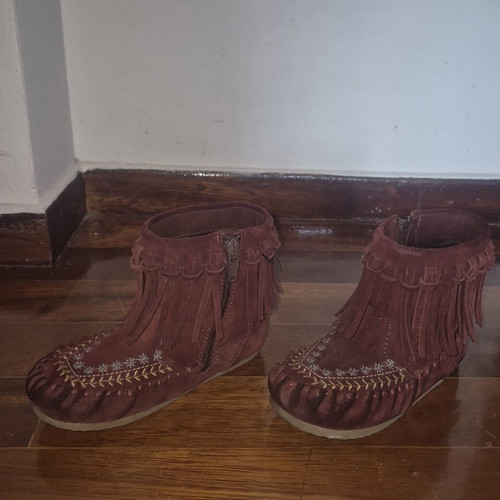 Zara kids boots size 27 like new