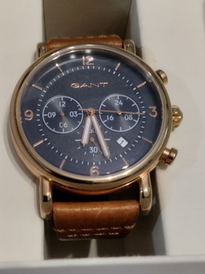 GANT men's watch like new with leather strap gold and blue