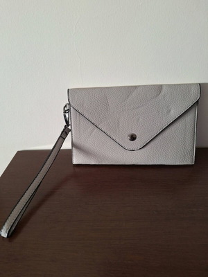 Handbag new in elephant color with two compartments