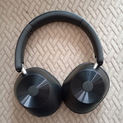 OneOdio Focus A5 wireless headphones new with Adaptive Hybrid ANC and 75h battery