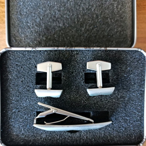 Salvanii cufflinks and tie clip set new, silver