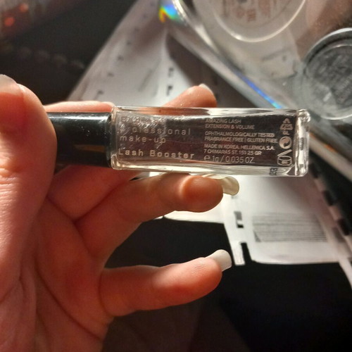 Lash booster radiant new with excellent application and lash volume